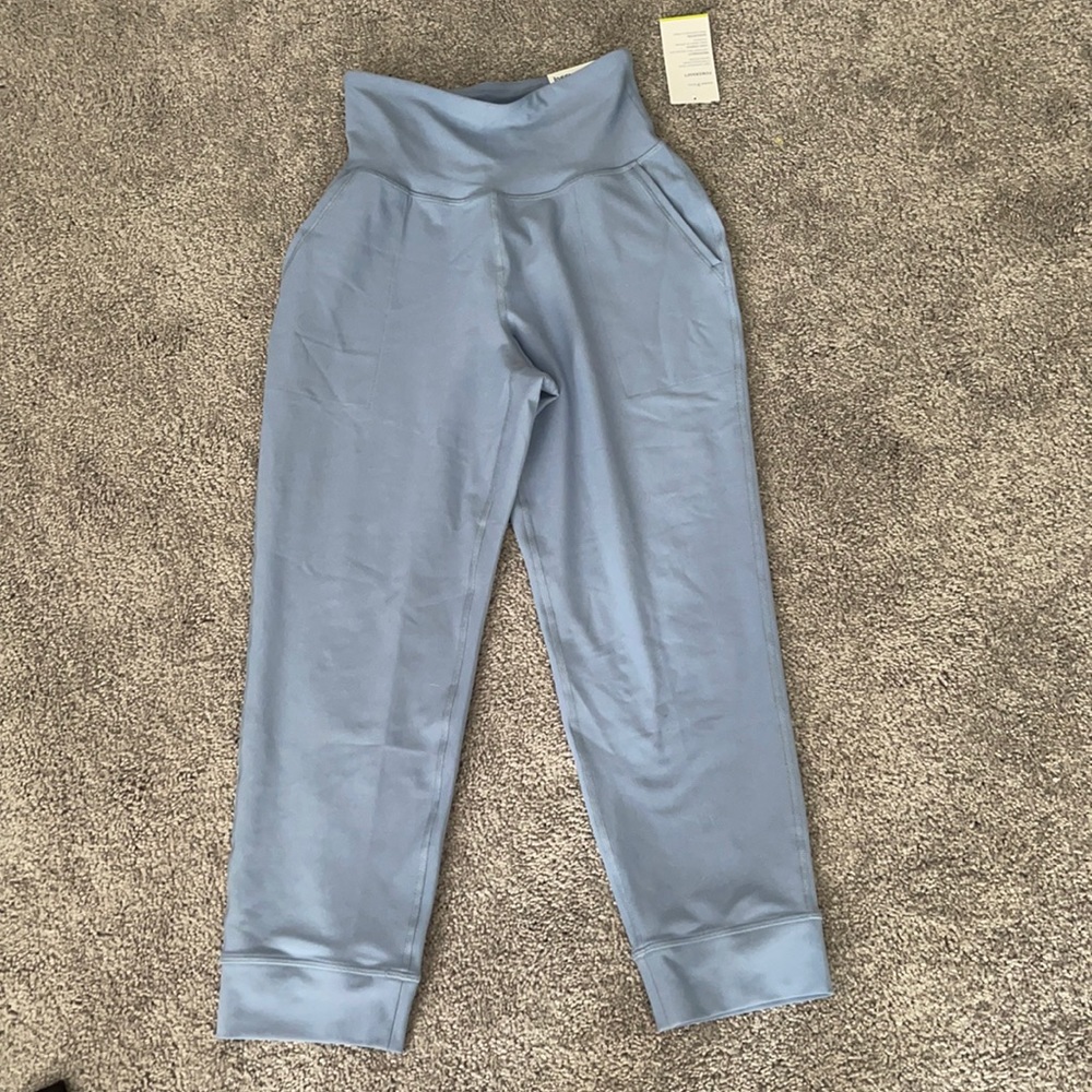 Old Navy Active Powersoft Crop Jogger